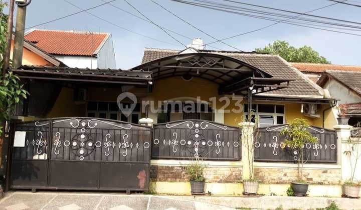 Rumah Bagus Siap Huni Semi Furnished Taman Cibaduyut Indah