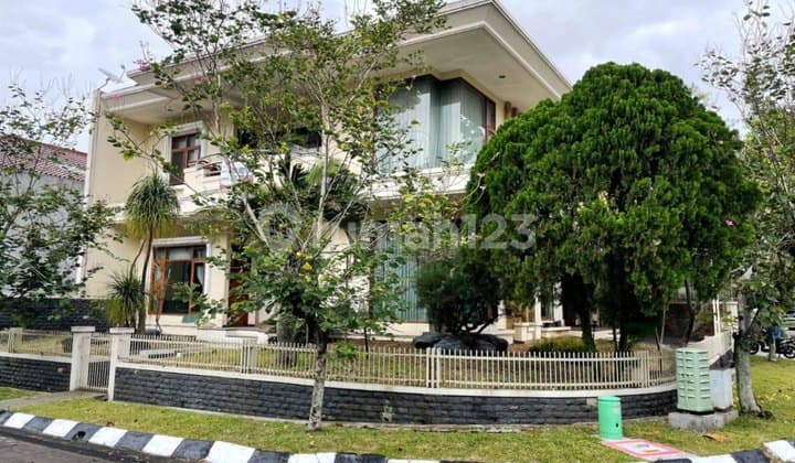 Rumah Modern Siap Huni Di Istana Regency