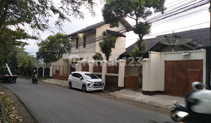 Rumah Siap Huni Sumedang, Cocok Untuk Kantor Atau Usaha