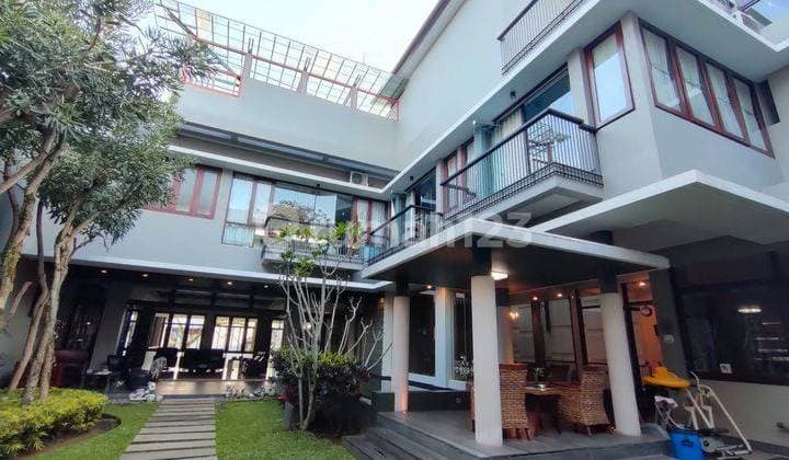 Rumah Lux Mewah Siap Huni Setraduta 8 Kamar Tidur