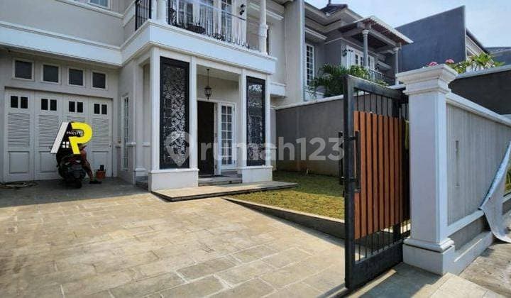 Rumah Mewah Baru Furnished di Cempaka Putih,Jakarta Pusat