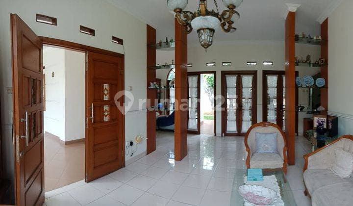 Rumah Elegan Terawat di Komplek Arcamanik Endah, Bandung Timur