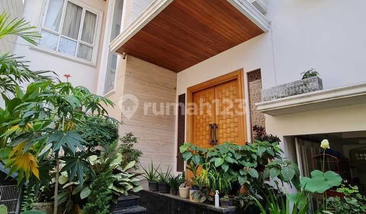 Luxury 4 Bedroom House with Pool in Cipete, South Jakarta