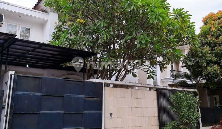 Beautiful Minimalist Model House in Puspita Loka