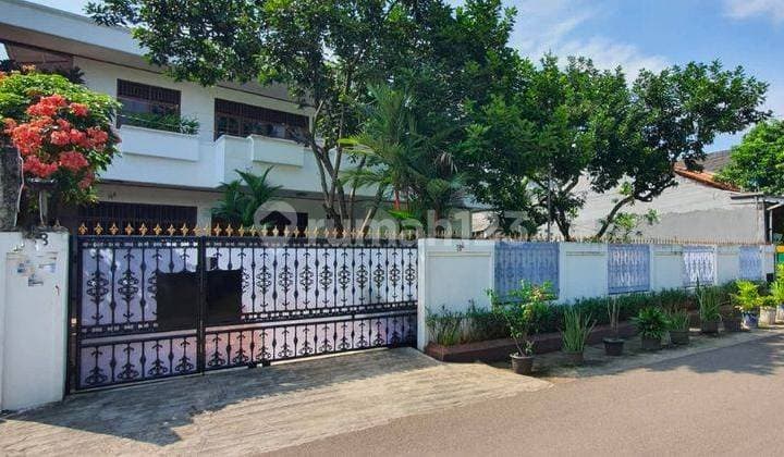 Rumah Utama Dan Rumah Kost di Pesanggrahan Bintaro
