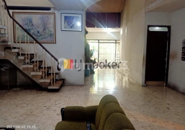 Rumah Di Katalia Tomang Jakarta Barat Dekat Taman Bebas Banjir