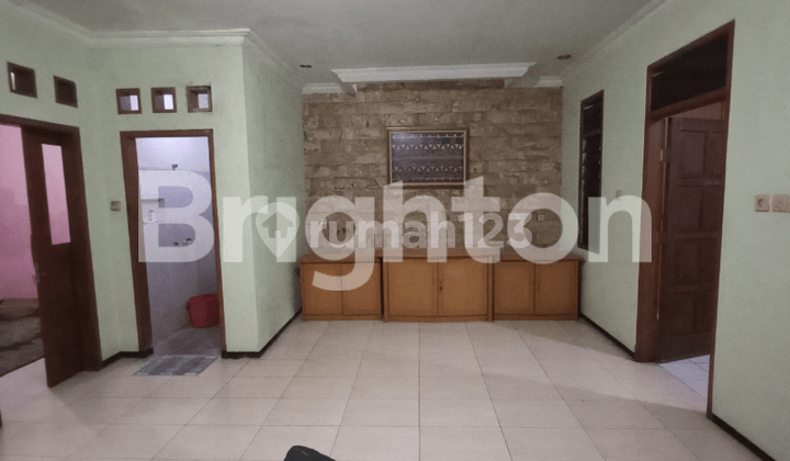 RUMAH BESAR BABAKAN JERUK DEKAT UNIVERSITAS MARANATHA TURUN HARGA
