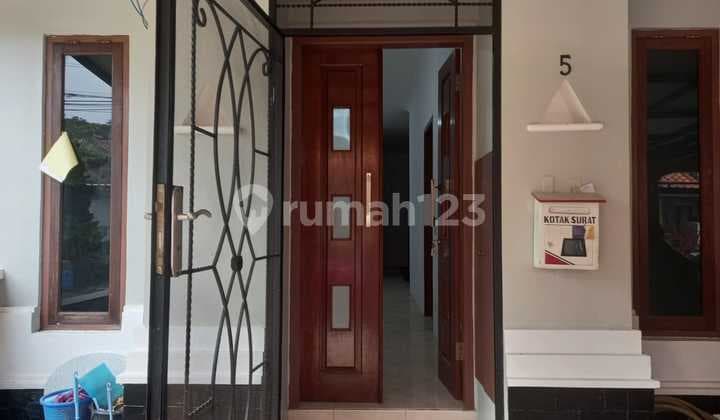 rumah di Ubud Cempaka Timur,2 lantai sudah renovasi dan lingkungan sekitar nyaman