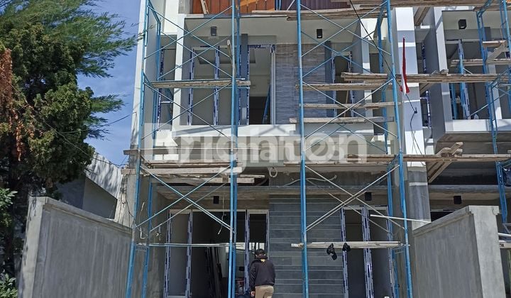 RUMAH GRESS 2LANTAI MODEL SCANDINAVIAN RUMAH GRESS 2LANTAI MODEL SCANDINAVIAN