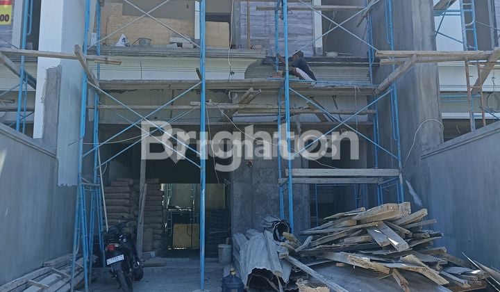 RUMAH GRESS 2LANTAI TENGAH KOTA SURABAYA TIMUR RUMAH GRESS 2LANTAI TENGAH KOTA SURABAYA TIMUR