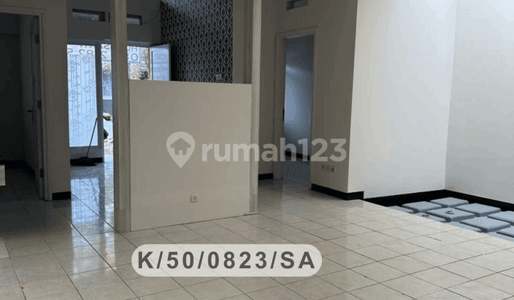 Rumah Tatar Jingga di Kota Baru Parahyangan Bandung