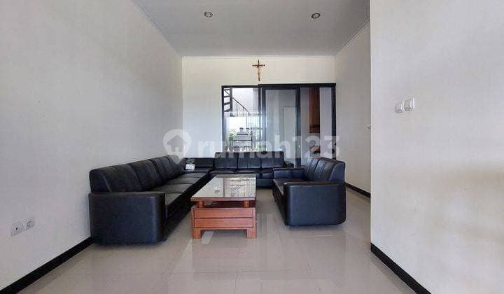 Rumah Baru Minimalis di Taman Kopo Indah Siap Huni