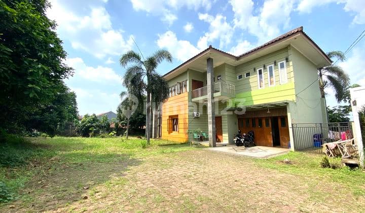 Affordable House Spacious Yard Inside Lenteng Agung Townhouse