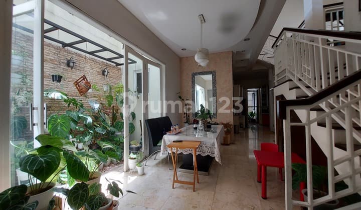 Rumah cantik di Cipete