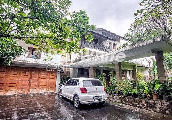 Rumah Bagus Siap Huni di Kebayoran Baru