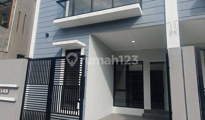 Rumah SHM 2 Lantai Baru Taman Holis Indah I