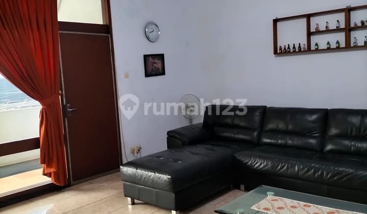 Rumah Lokasi Super Strategis Di Gatot Subroto, Gatot Subroto