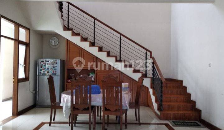 Dijual Rumah 2 Lantai Semi Furnished di Setiabudi Regency, Setiabudi