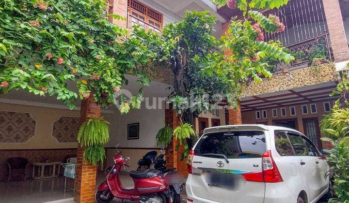 Rumah + usaha kos di lenteng agung jaksel