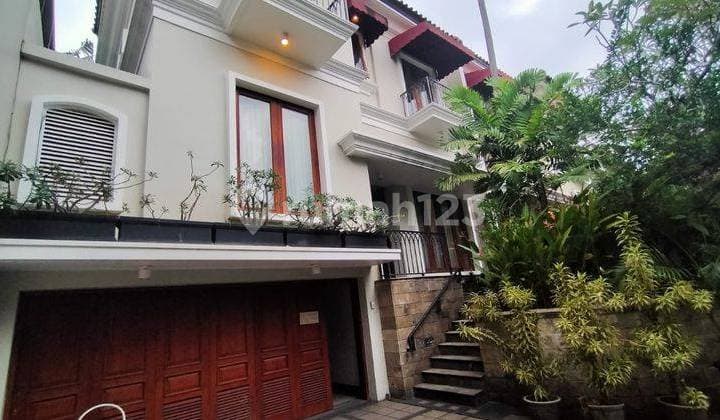 Rumah mewah di kawasan premium ampera-cilandak