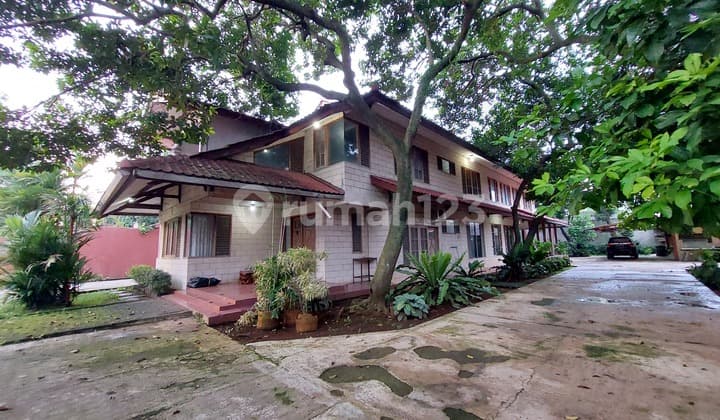 Rumah halaman luas cocok untuk cluster di pangkalan jati, pondok labu