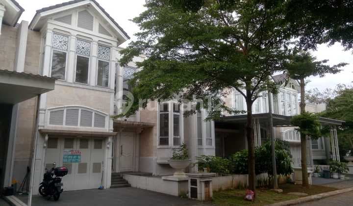 Greenwich Whitsand BSD House