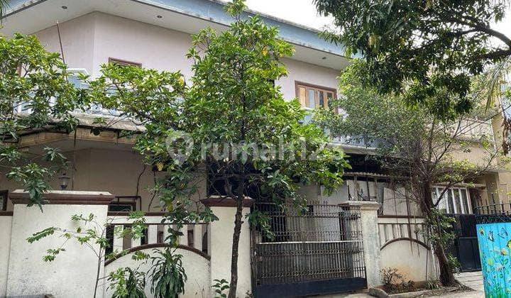 Dijual rumah vila kapuk mas