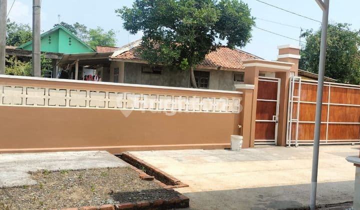 RUMAH LUAS 3 LANTAI DI DAERAH SEJUK BOGOR