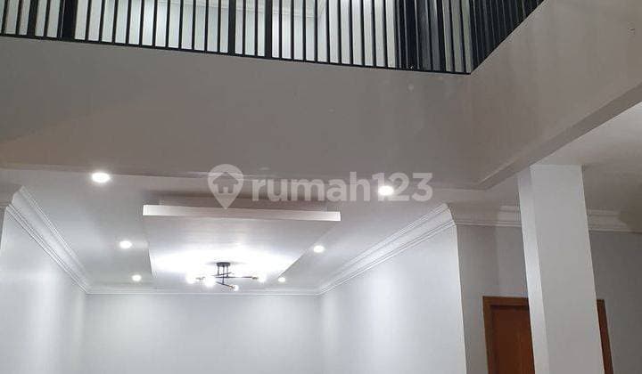 Rumah 2 Lantai Bagus Furnished SHM di Setiabudi Regency, Bandung. 11