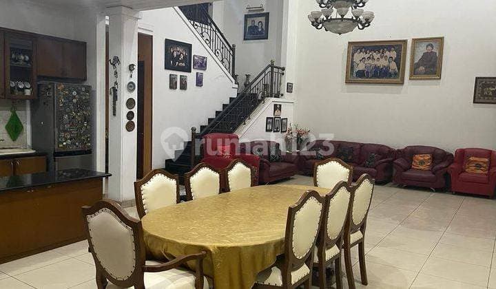 Luxury 2-Storey House in Batununggal, Soekarno Hatta Wing 11