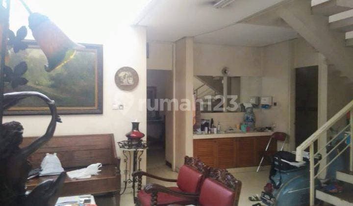 Rumah 2 Lantai Bagus Unfurnished SHM di Cihampelas Downslope, Bandung