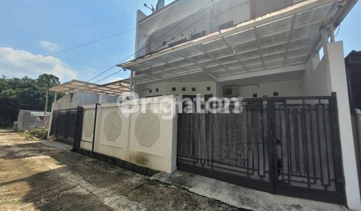 RUMAH LUAS DIKAWASAN DEPOK STRATEGIS BEBAS BANJIR AMAN DAN NYAMAN