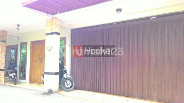 Rumah cocok untuk kantor di Dr. Cipto Rumah cocok untuk kantor di Dr. Cipto