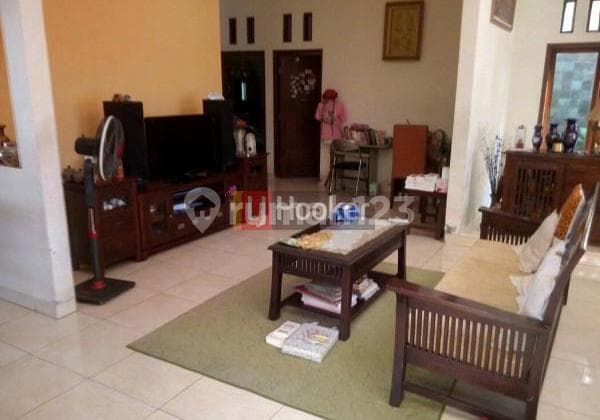 Rumah siap huni di Candi Penataran