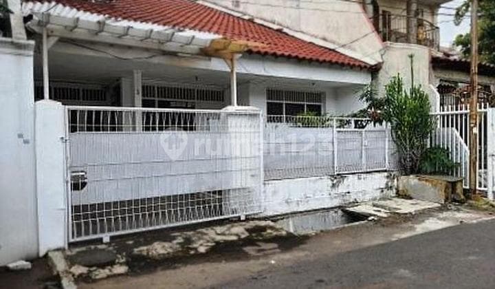 Tebet Timur Akses Jalan Lebar 3 mobil Hitung Tanah