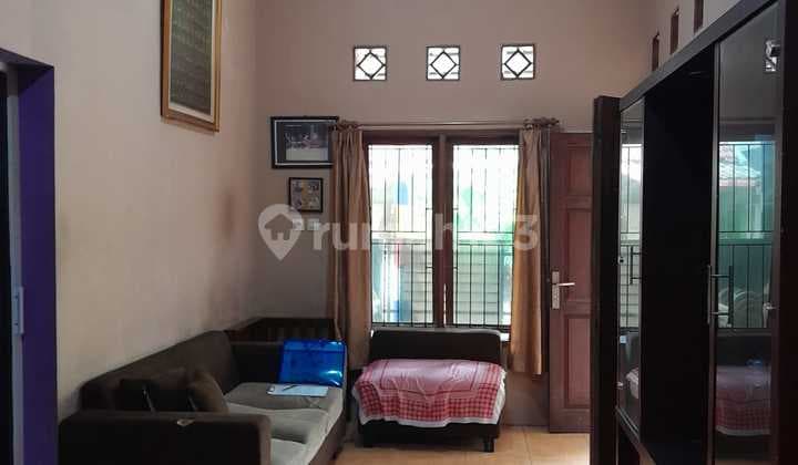 Rumah Dalam Kompleks Yang Nyaman dan tenang di Limo, Cinere, Depok