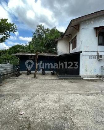 Kontrakan + Studio Pinggir Jl Raya Cibubur, Ciracas Jaktim - SHM