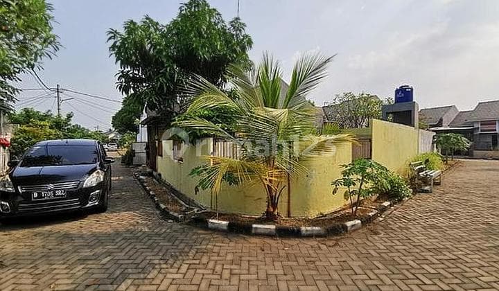 Rumah Hook Nyaman Asri Luas di Grand Nusa Indah, Cileungsi - SHM