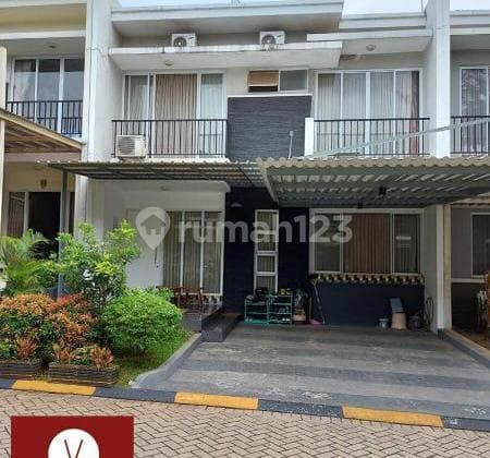 Rumah Cantik 2 Lantai Siap Huni, Strategis di Cibubur Country