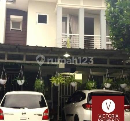 Rumah Cantik Full-Furnished Strategis, Kota Wisata, Cibubur - SHM