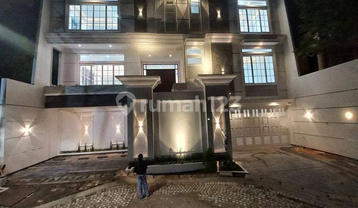 Venice Brand New House Size 18x20 Minimalist Modern, Pool, Marble, Karaoke Room, Rooftop, Sea View