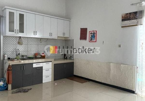 Rumah siap huni di daerah Mijen