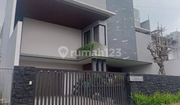 Rumah Minimalis Modern di Budi Indah, Bandung