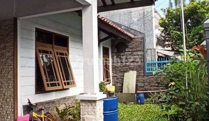 Rumah 2 Lantai Unfurnished SHM di Turangga, Bandung