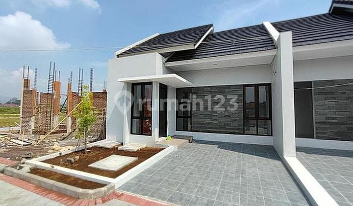 Rumah Siap Pakai 1 Lantai Di Mainroad Jl Raya Kopo Ketapang