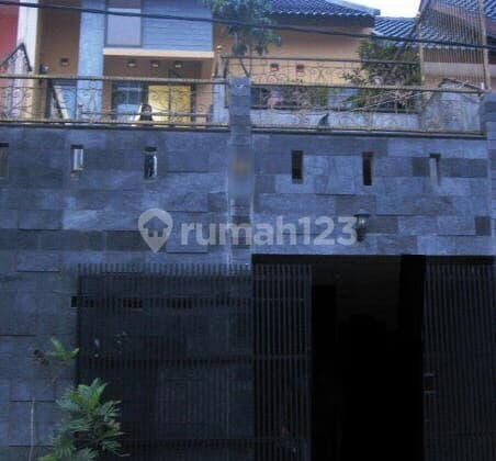 JUAL CEPAT RUMAH KOKOH SIAP HUNI DI JATIHANDAP