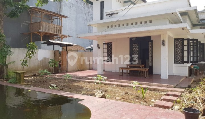 Di Sewakan Rumah Lokasi Strategis di Menteng