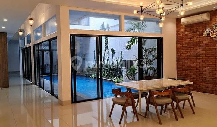 Rumah Hunian Jl Prambanan Menteng Jakarta Pusat 5 Kamar Tidur Furnished Siap Huni