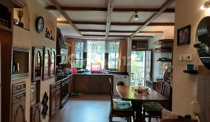 Jual Cepat Nego Rumah Bagus di Tanjung Duren Akses Banyak Strategis SHM Hubungi Kami!