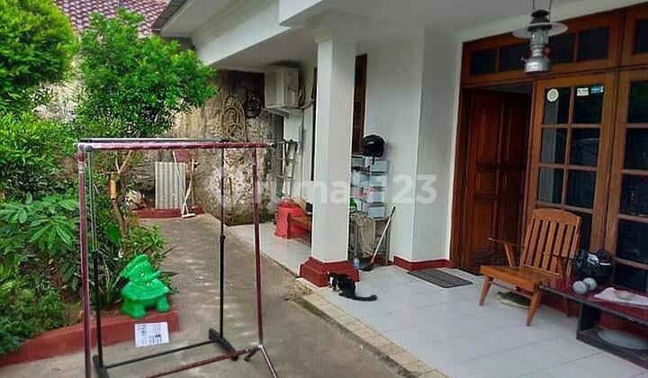 Rumah Asri 2 Lantai dan Nyaman di Pejaten Timur, Pasar Minggu, Jak-Sel